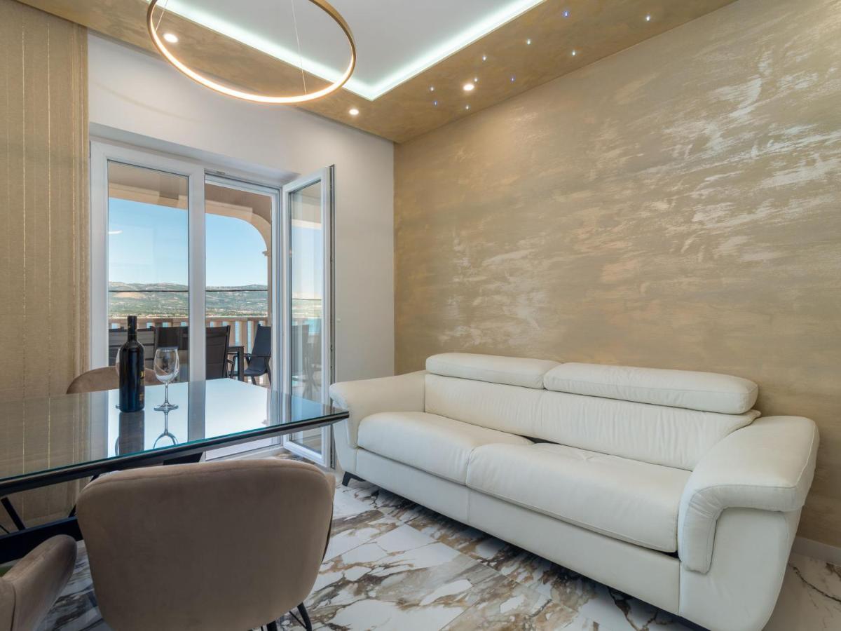 Apartment Mornar-3 By Interhome Trogir Zewnętrze zdjęcie